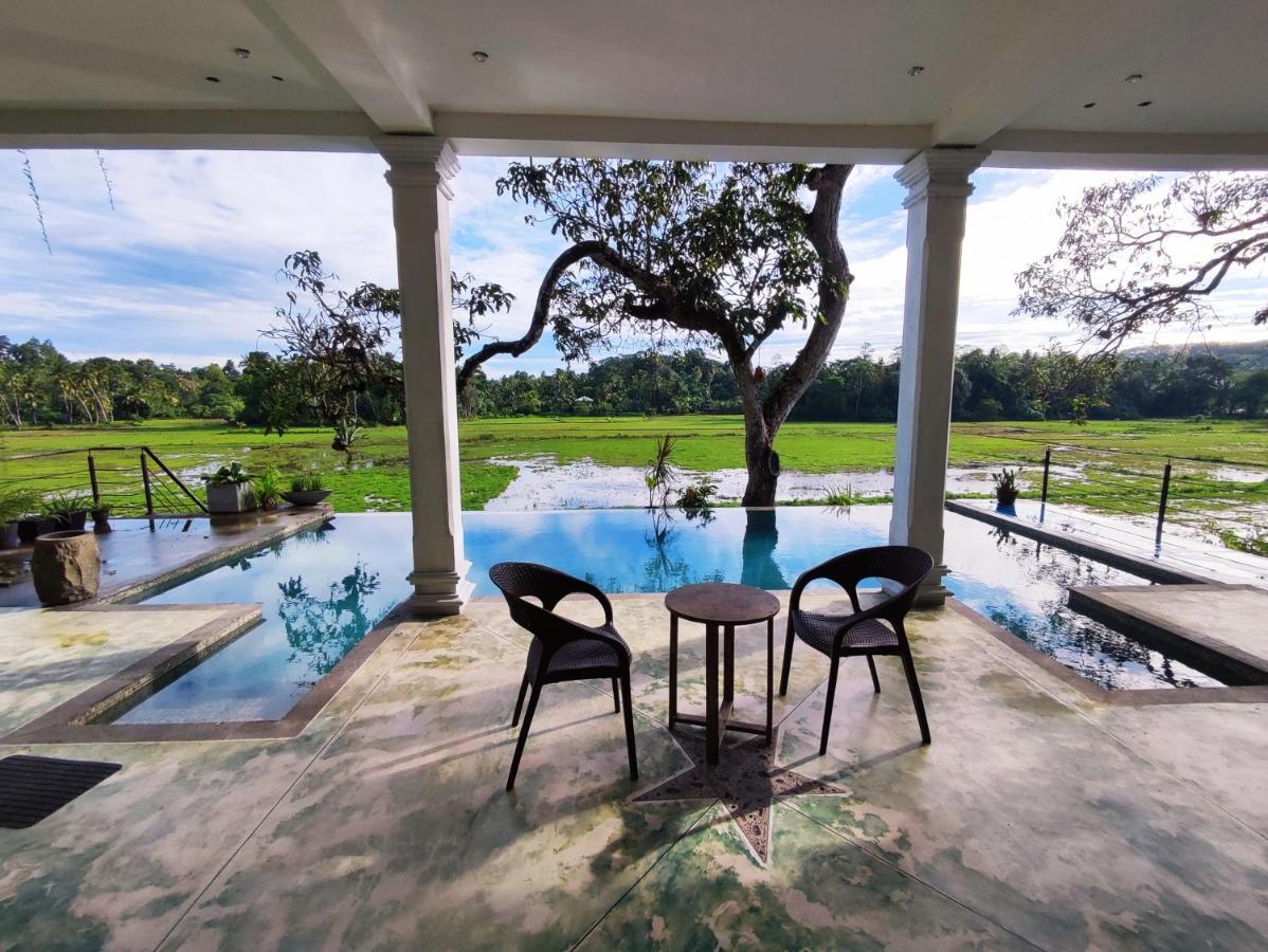 Villa Seven Faces-Luxury Escape,Stunning Views With Private Pool For A Couple Or Family! Galle Kültér fotó