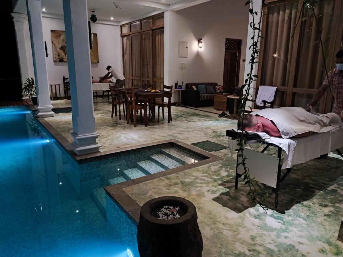 Villa Seven Faces-Luxury Escape,Stunning Views With Private Pool For A Couple Or Family! Galle Kültér fotó