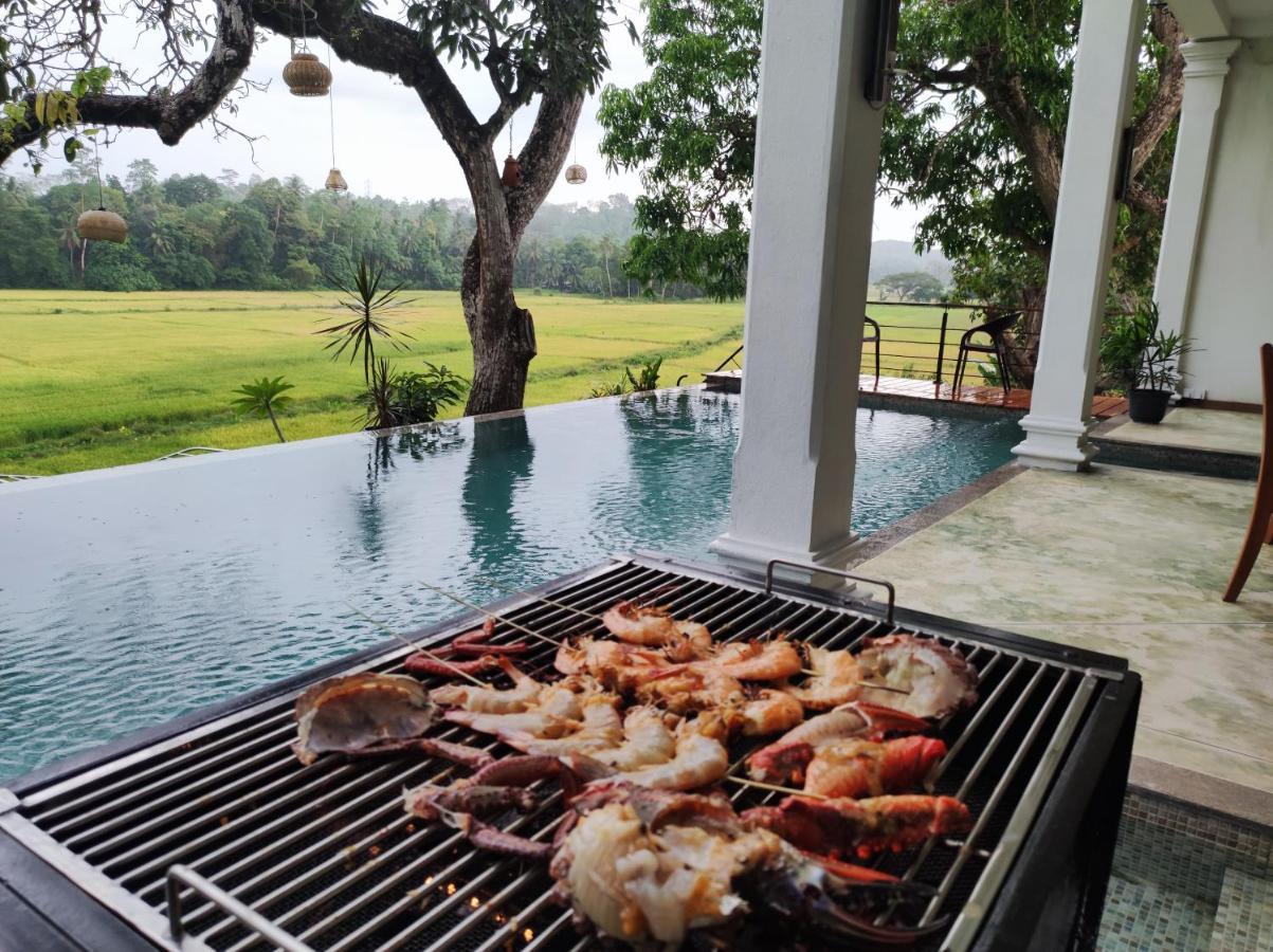 Villa Seven Faces-Luxury Escape,Stunning Views With Private Pool For A Couple Or Family! Galle Kültér fotó