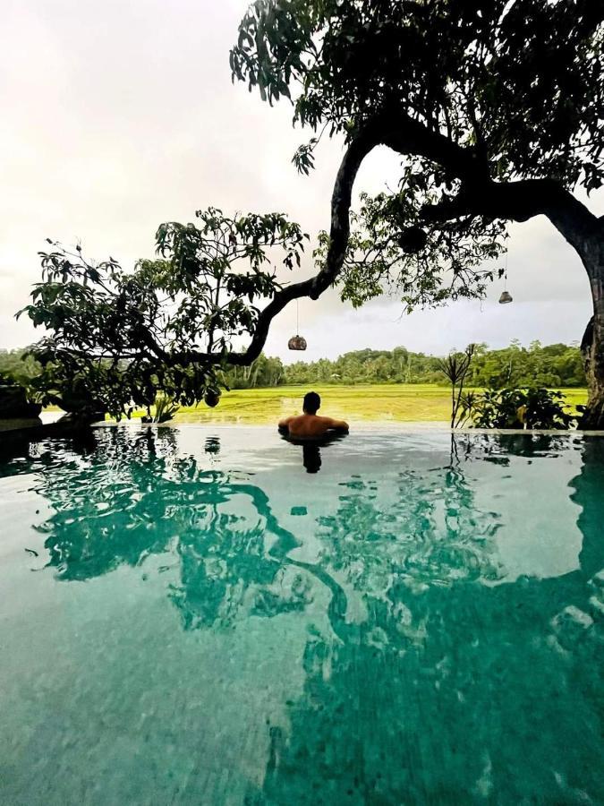 Villa Seven Faces-Luxury Escape,Stunning Views With Private Pool For A Couple Or Family! Galle Kültér fotó